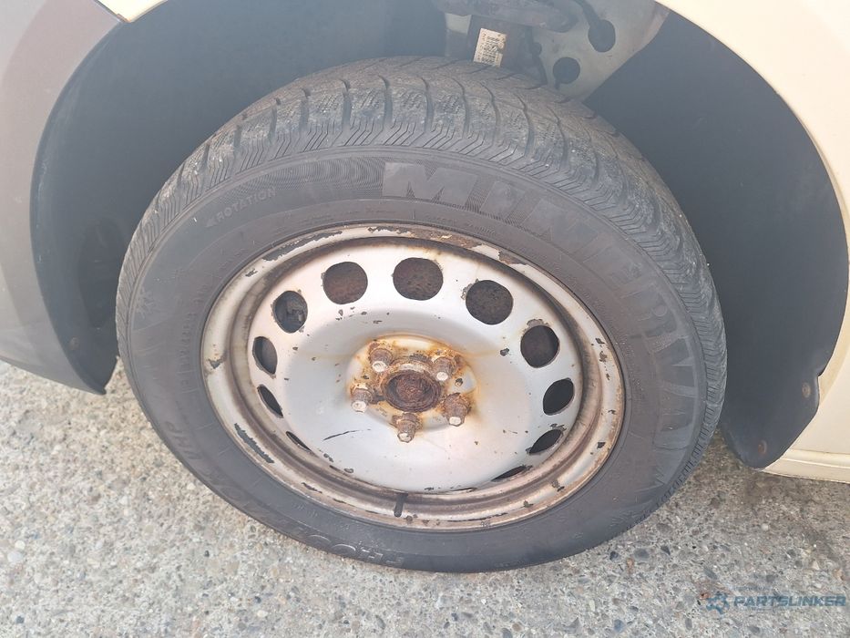 Jante de otel r16 cu cauciucuri de iarna 205/55  VOLKSWAGEN CADDY IV E