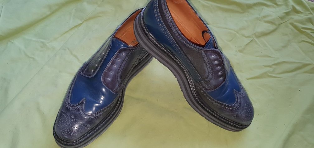 Vand pantofi Prada