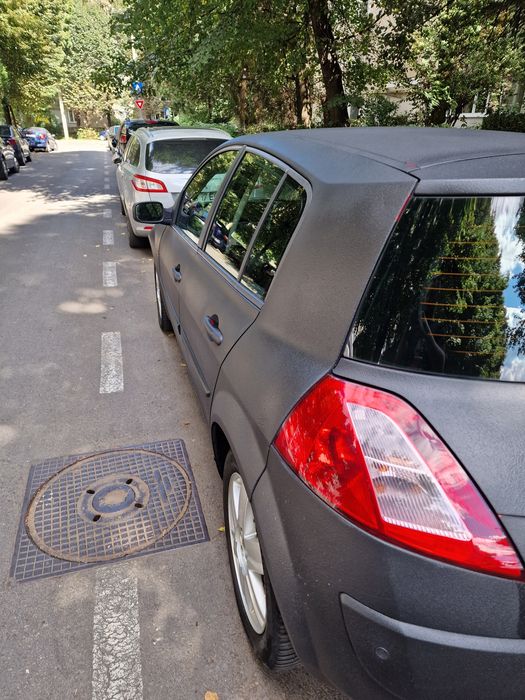 Renault Megane 2 hatchback, 1.6 benzina