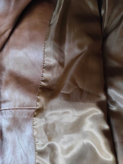 Мъжко кожено кафяво яке с плетена яка, почти ново, размер S, Hong Kong