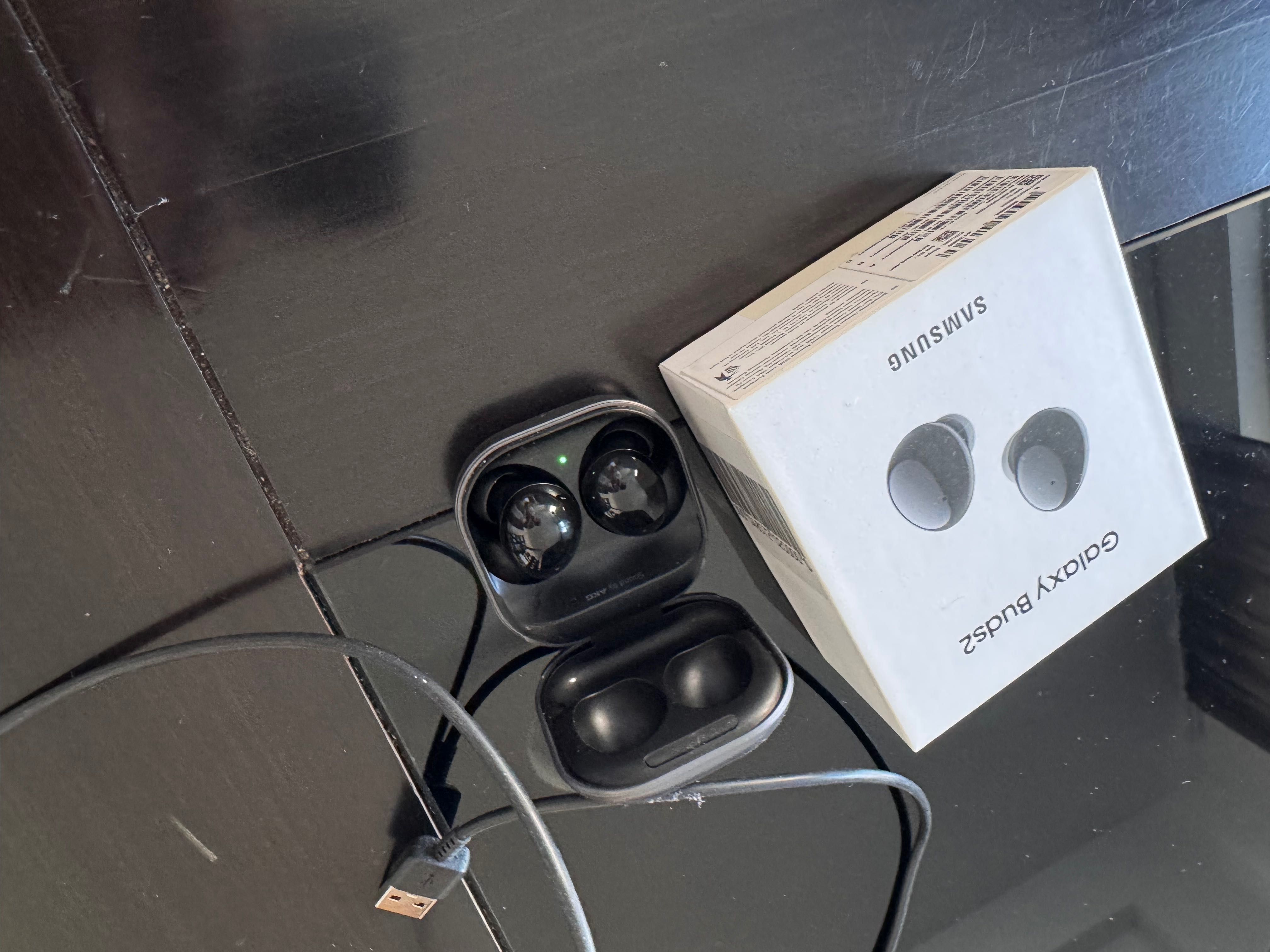 Слушалки samsung galaxy buds 2