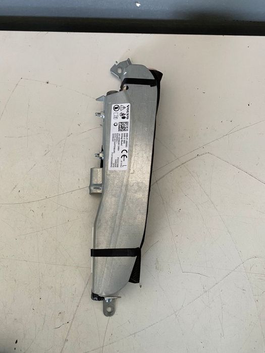 Airbag scaun stanga fata VOLVO S60 V60 V60CC S90 V90 V90CC XC60 XC90 32227698