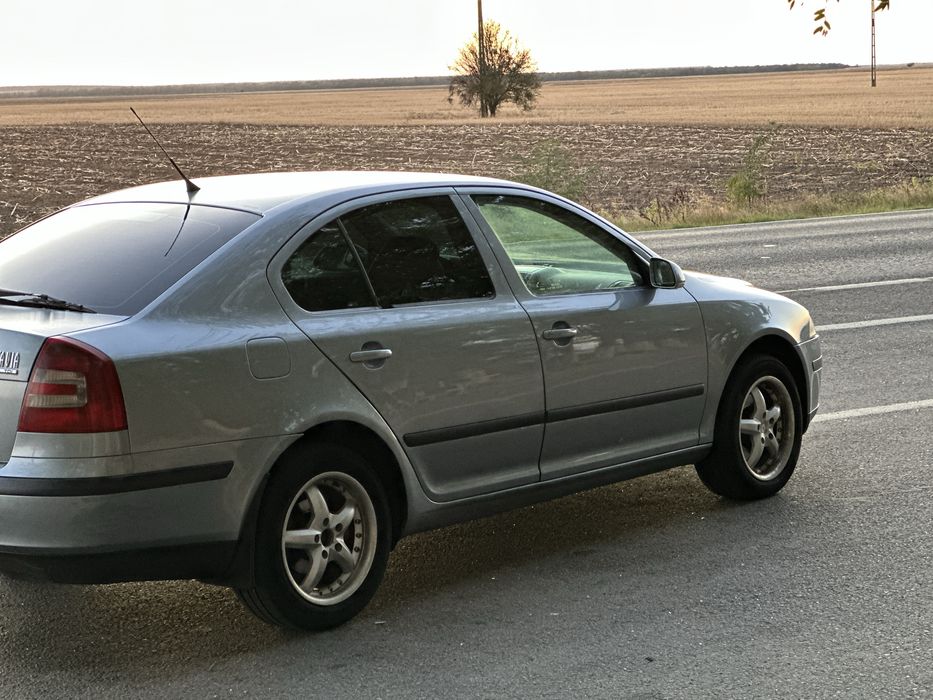 Vând Skoda Ocatvia 2