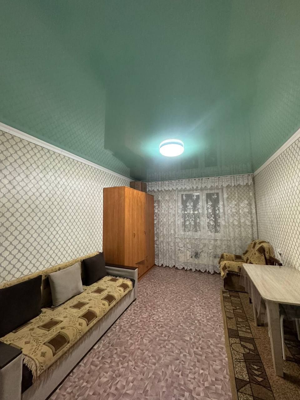 Продается 1 комн в общежитий