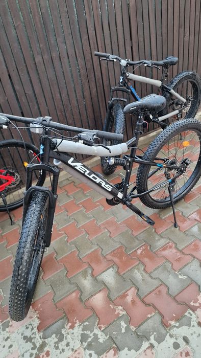 Vând 3 biciclete noi !