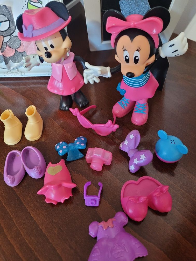 Minnie mouse figurine cu accesorii