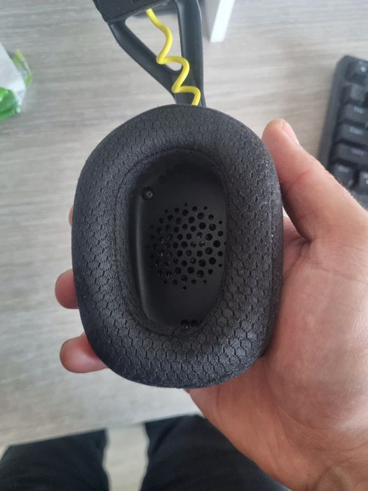 Безжични слушалки Logitech G435 за телефон и компютър