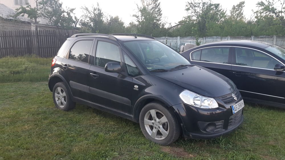Dezmembrez Suzuki sx4 2010 avariat