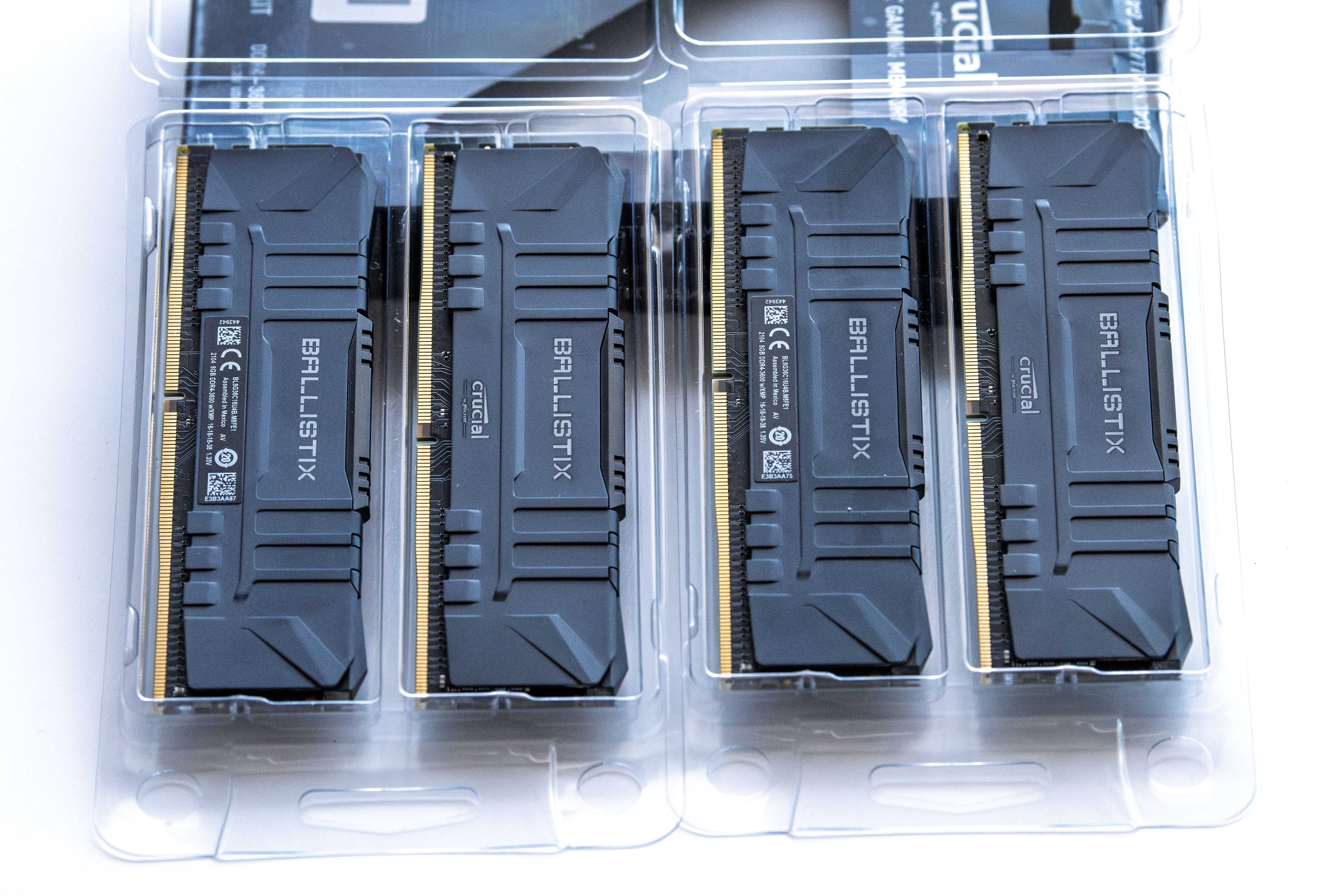 2 комплекта Crucial Ballistix RAM 16GB (2x8GB) DDR4 3600MHz CL16