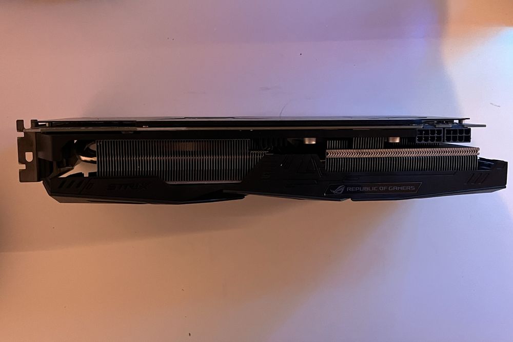 Placa Video ASUS ROG RX Vega 64 8gb HBM2 AMD Radeon