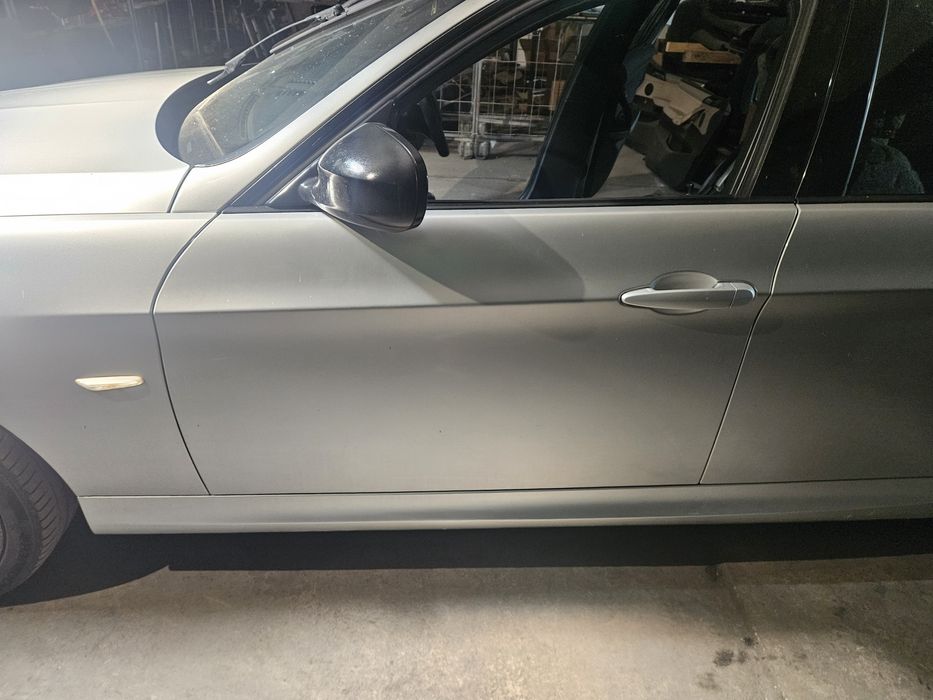 Ușă stânga față BMW E90 E91 argintie