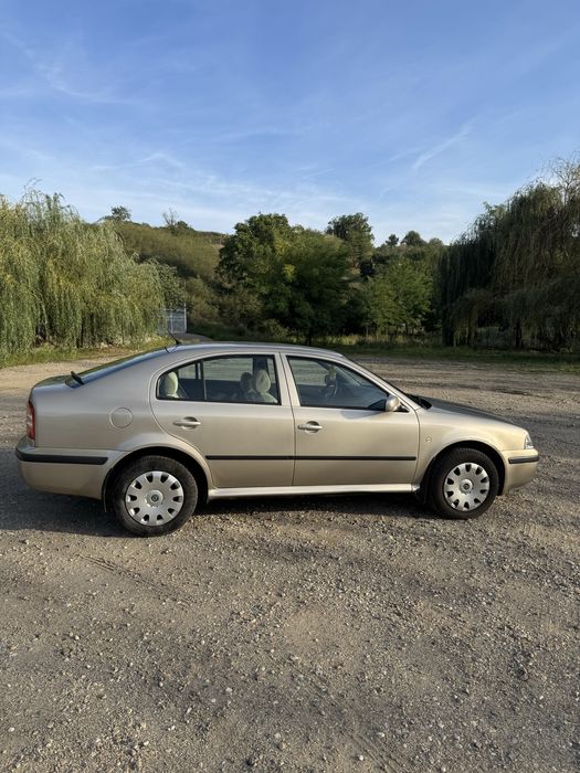 Skoda Octavia Tour 1.4 benzina