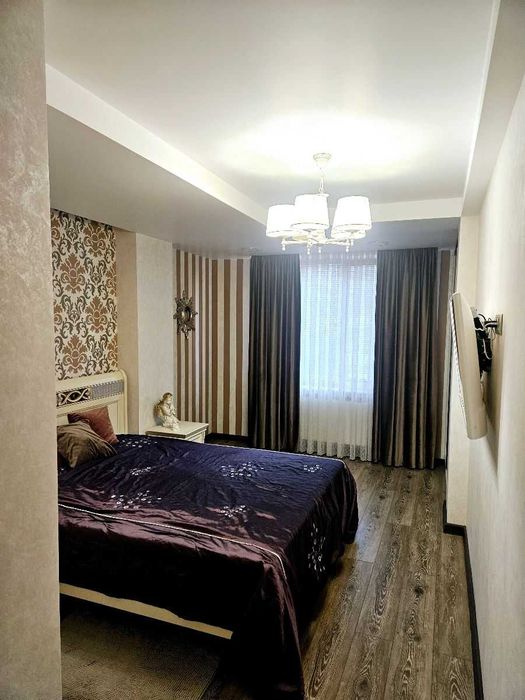 Дава се под наем Тристаен апартамент в София, Красно село - 89 кв.м за 550 € - Снимка #1