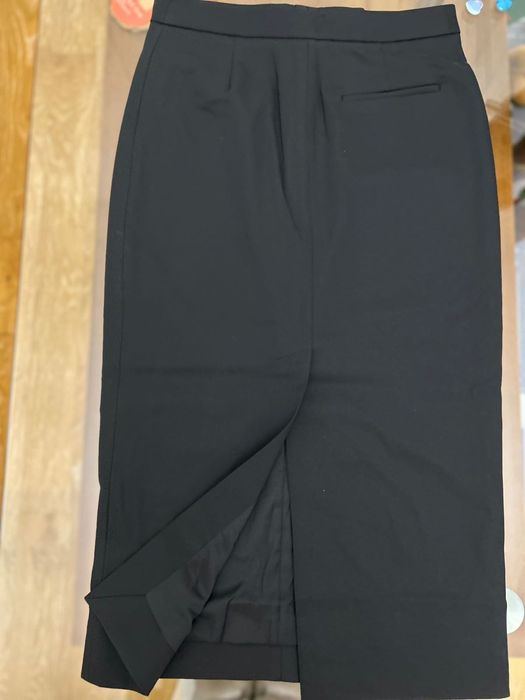 Calvin Klein пола размер 34