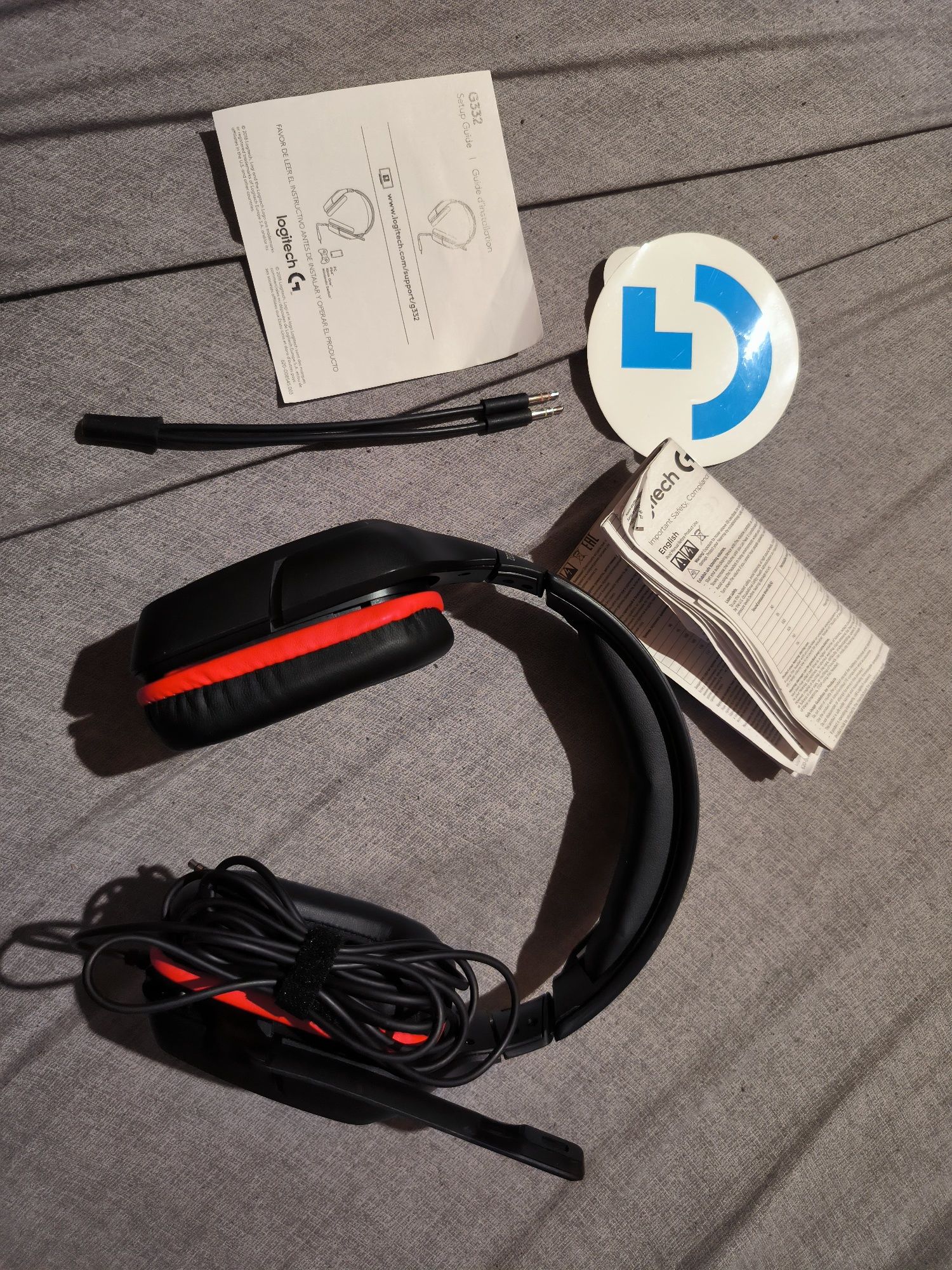 Слушалки Logitech G332