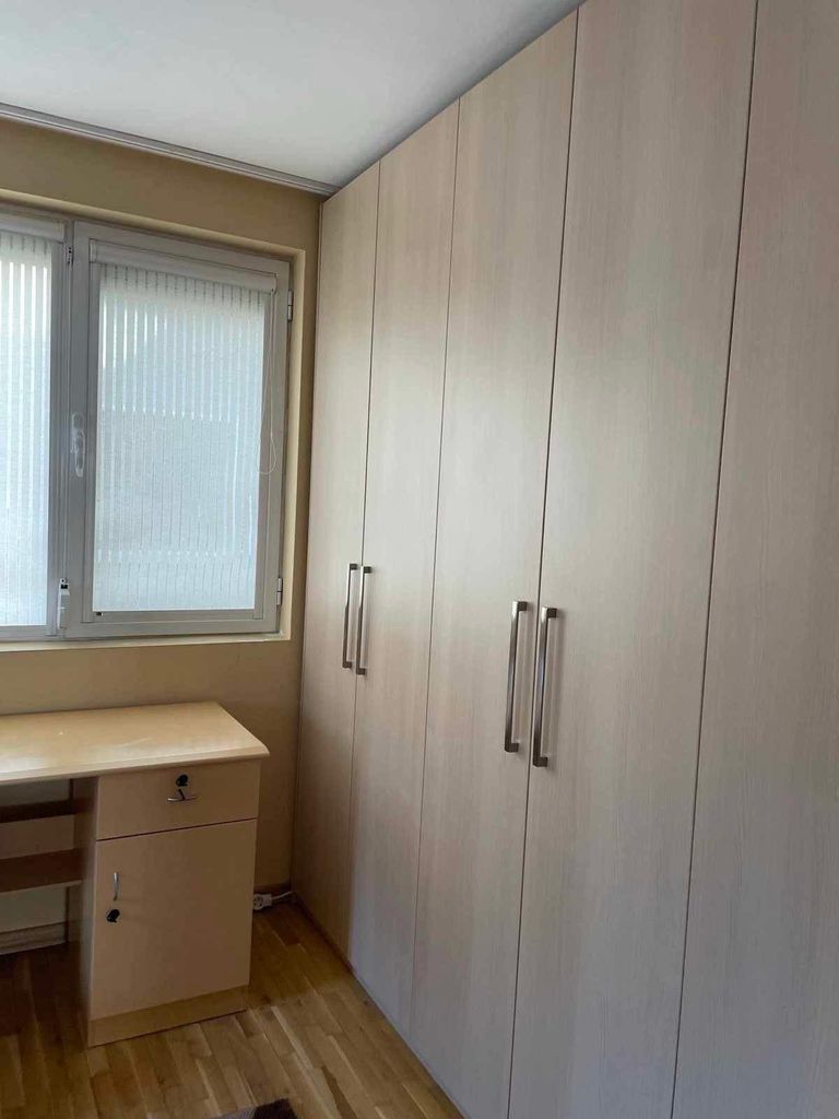 Дава се под наем Тристаен апартамент в Пловдив, Център - 75 кв.м за 612 € - Снимка #8