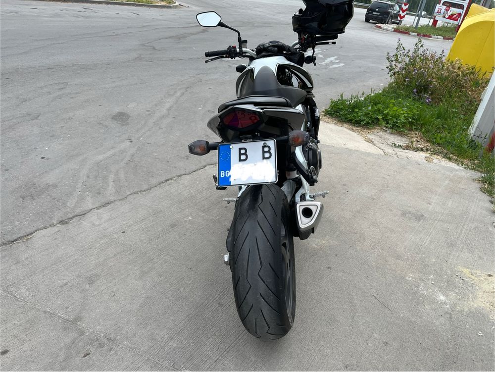 Honda cb1000r 2008-2017 стойка за регистрация