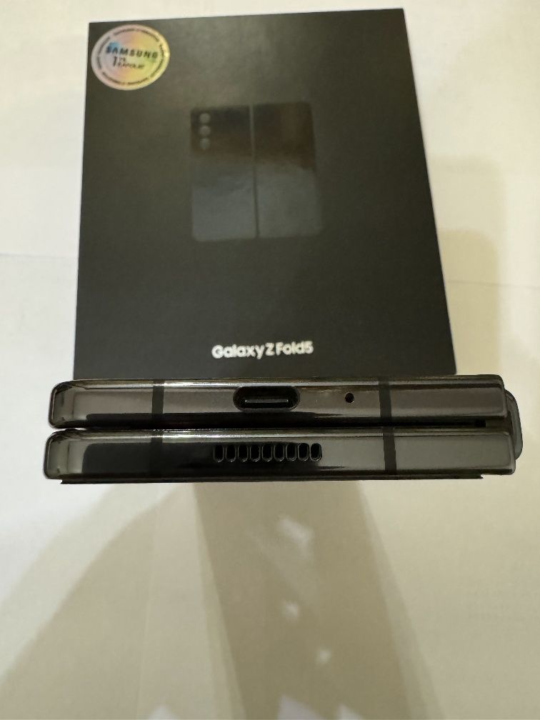Samsung galaxy z fold 5, 12/256