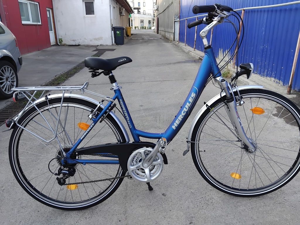 Vând bicicleta Hercules din aluminiu pentru damă