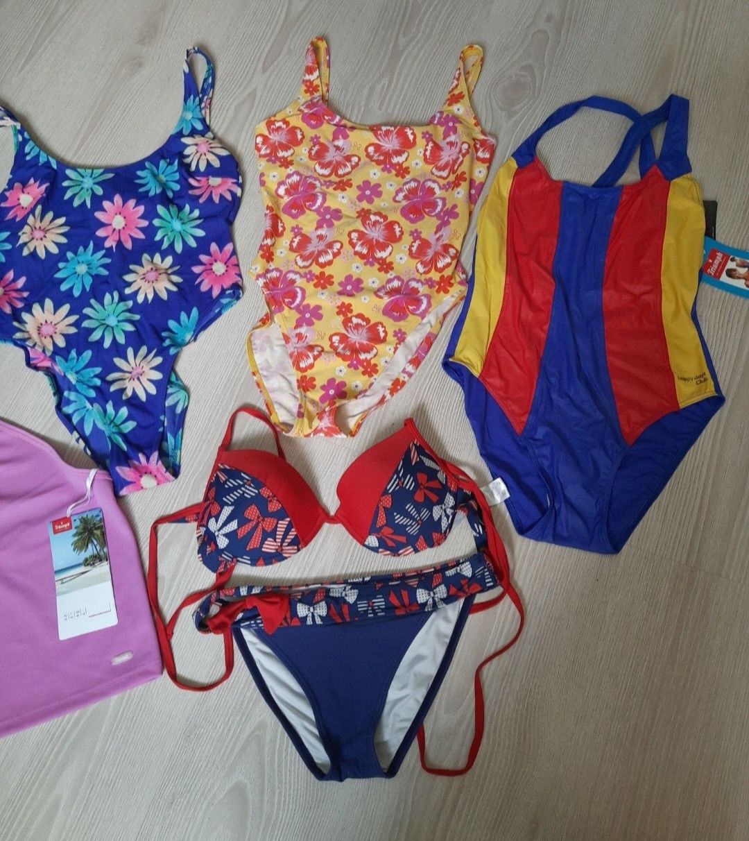 Costum de baie New Look nou, marimea 46, XL