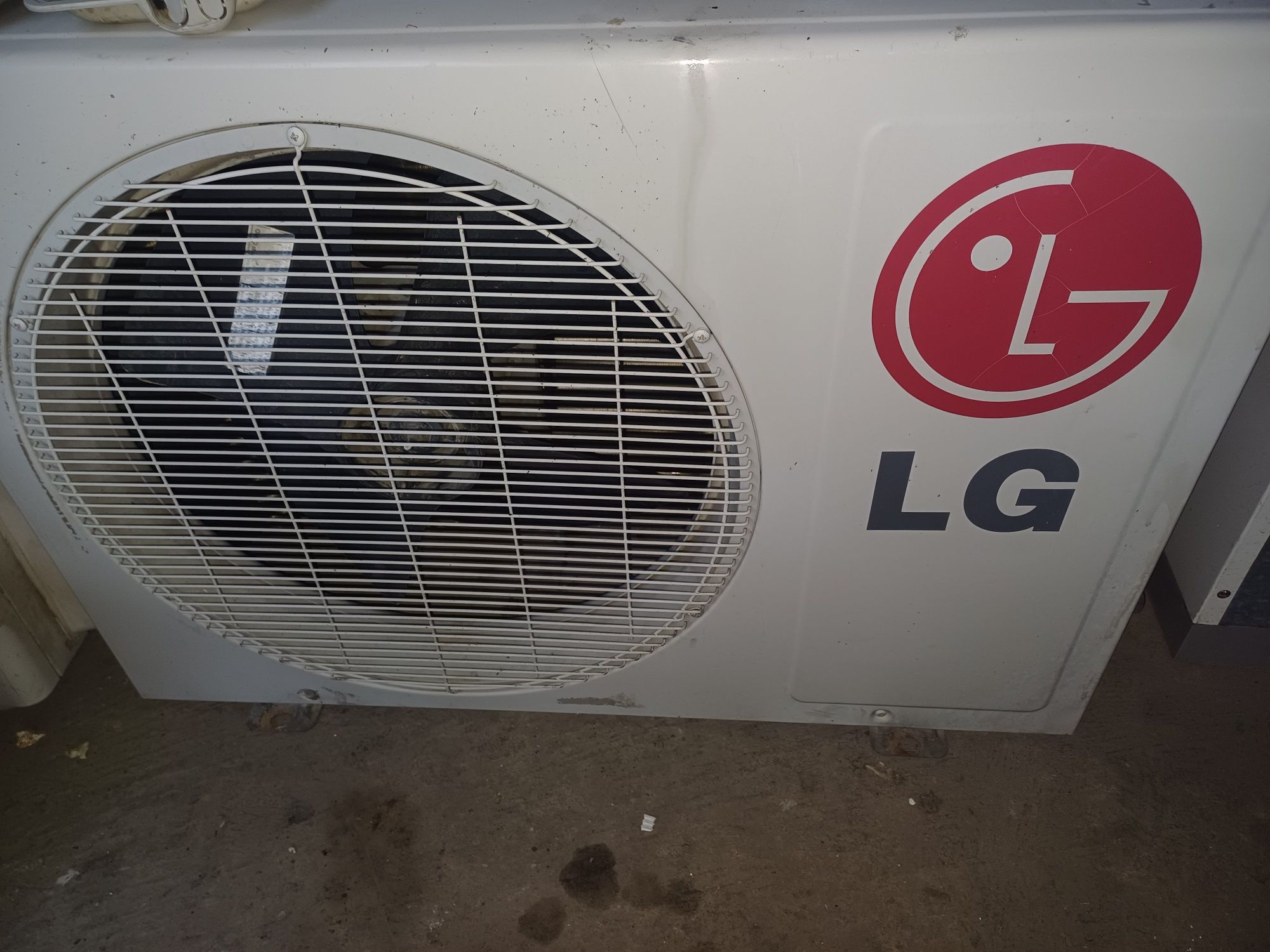Срочно продаётся кондиционер LG 9 Арт Cool