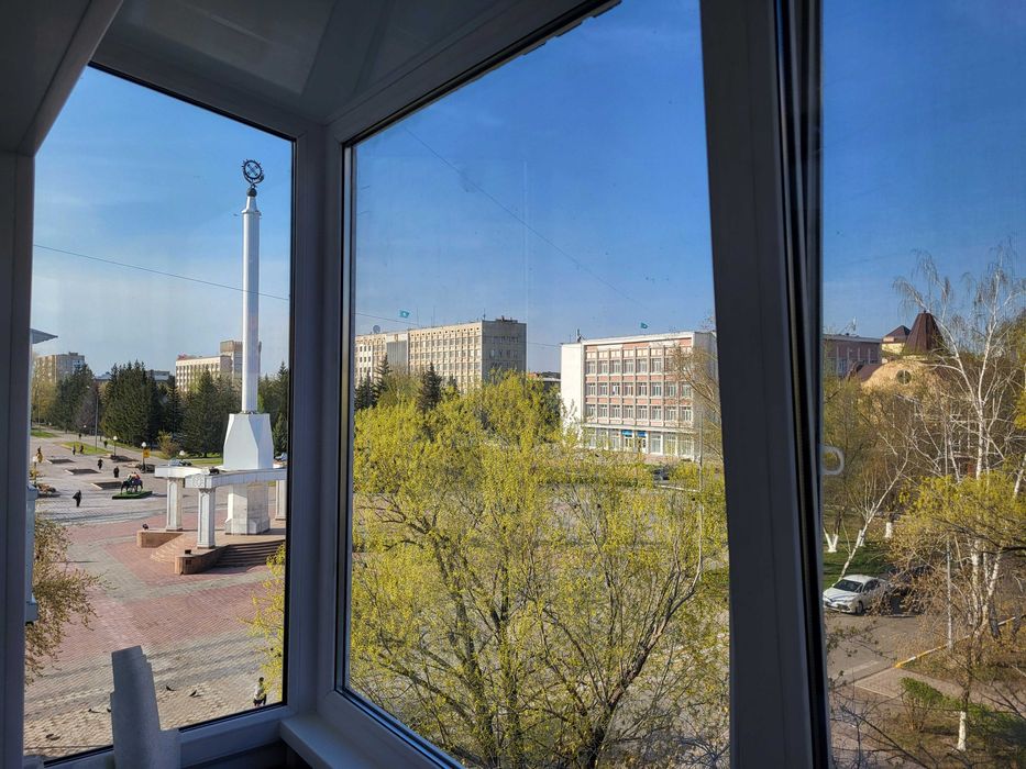 1 ком. Квартира, центр Конституции 49