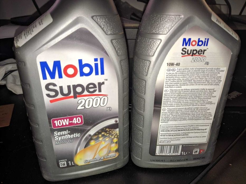 Ulei de motor semisintetic Mobil Super 2000 10W-40 - 2 litri