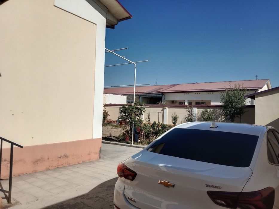 Namunaviy uy sotiladi