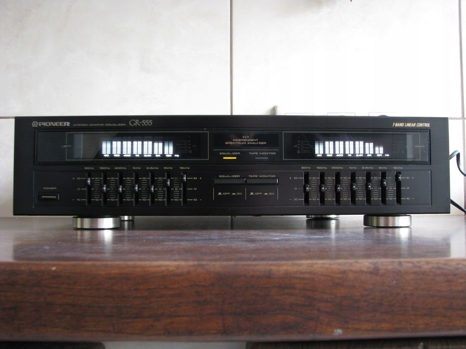 Pioneer GR-555. Top egalizator. Estetică perfectă. Preț fix !