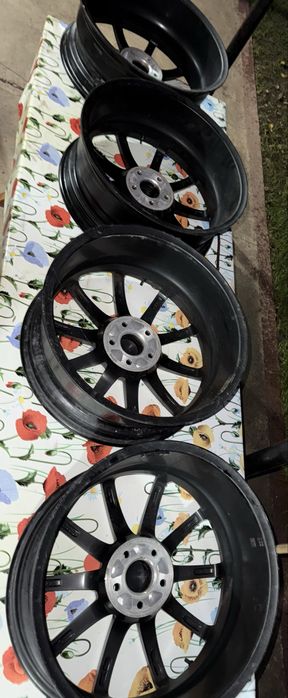 Jante aliaj pe 19”, prindere 5x112