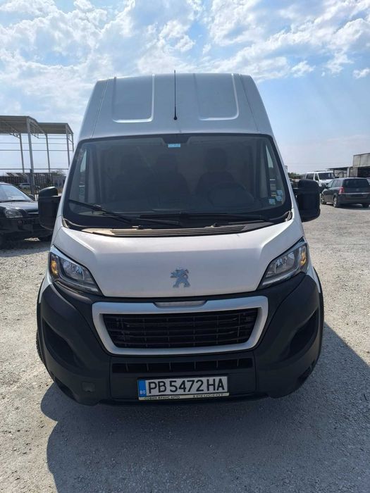 ПРОДАВА Peugeot Boxer