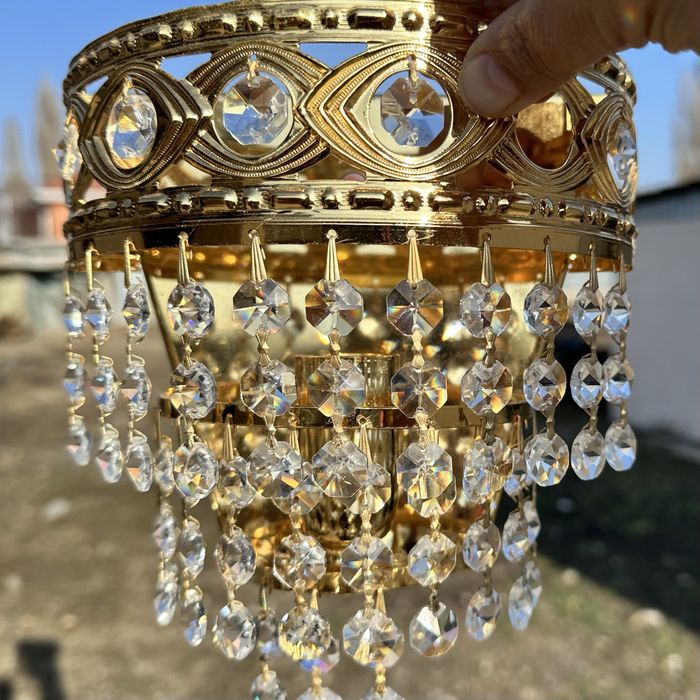 Бра на стену  золото с хрустальными подвесками