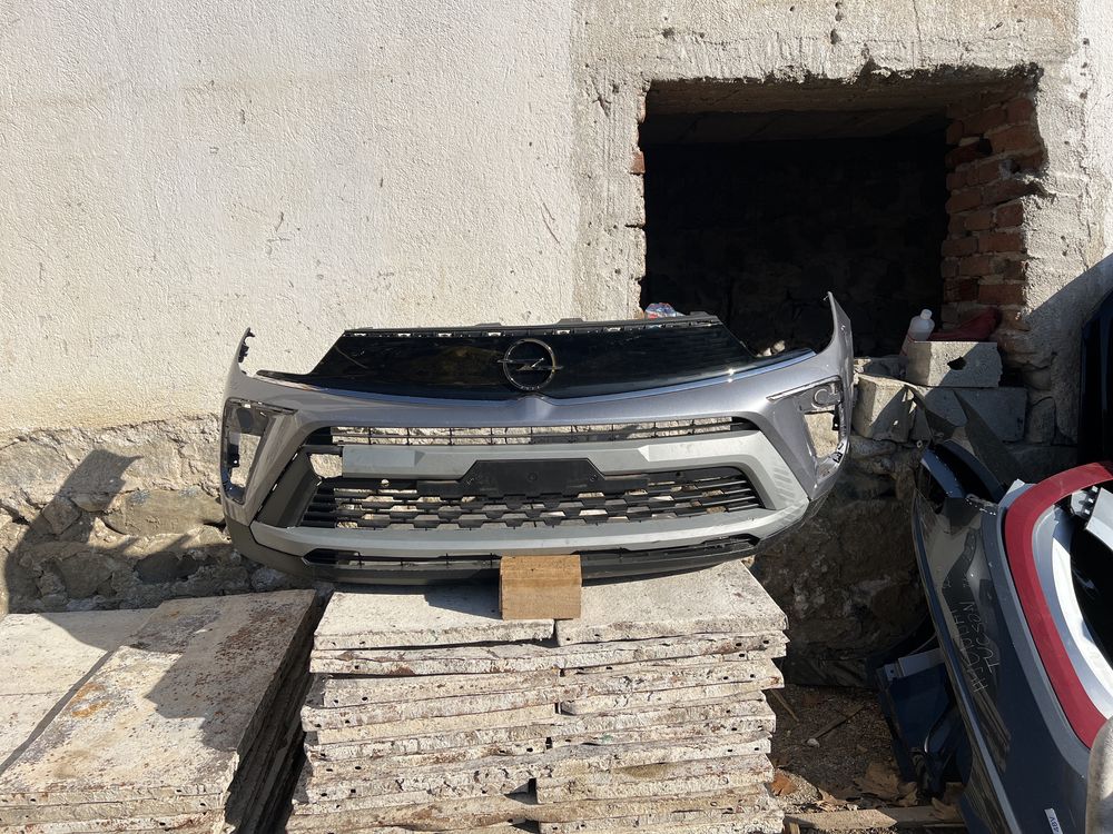 Opel Crossland x facelift 2022 предна броня