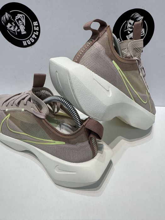 Маратонки NIKE VISTA .Номер 39