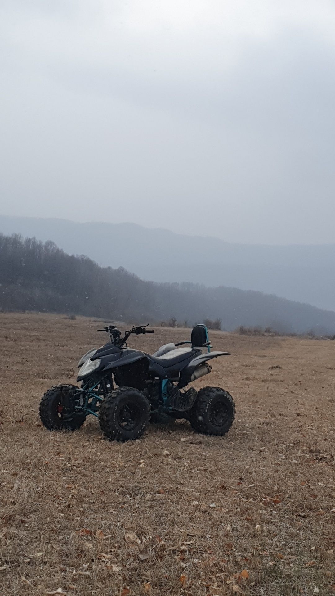 Dau la schimb atv 350 SMK cu mașină bună de strada