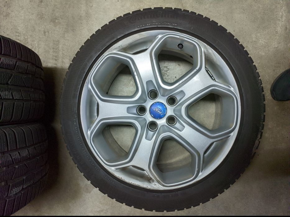 Continental 235/45/18 зимни гуми