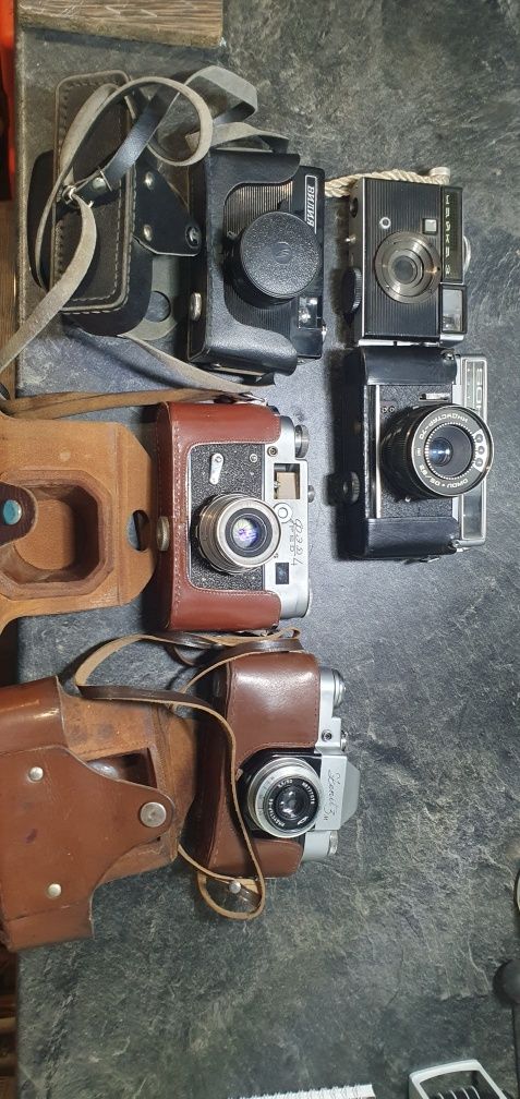 Старые фотоаппараты для декораций