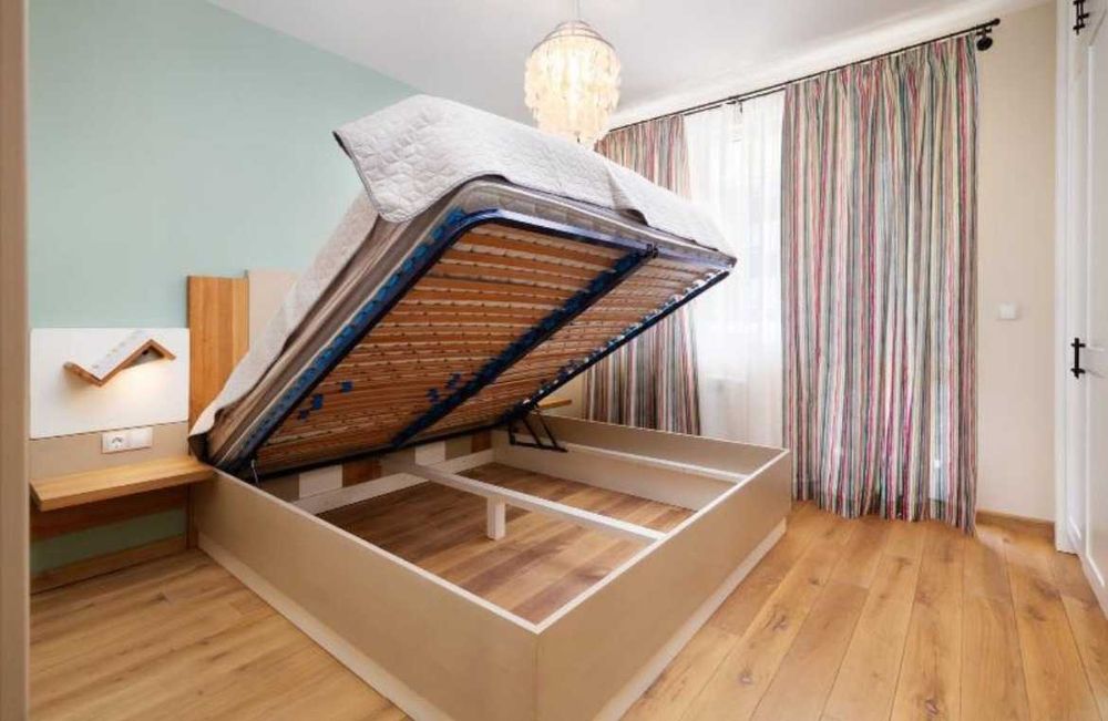 Продаваме Тристаен Апартамент В Надежда 2.