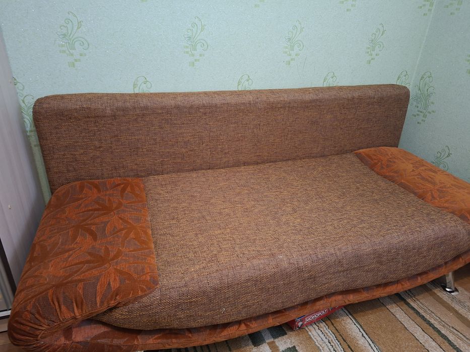 Продам диван  раскладной