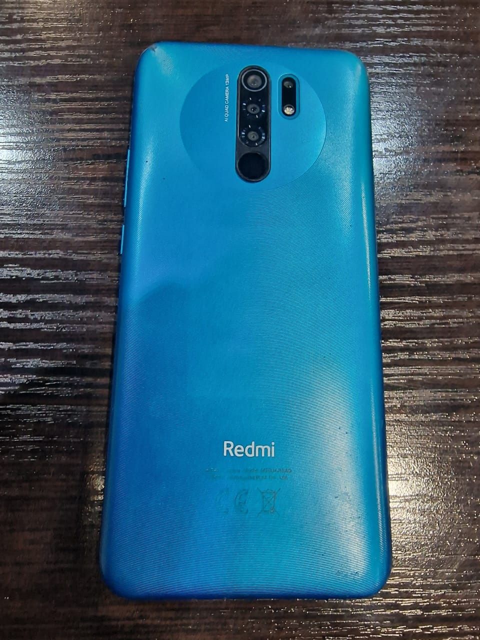 Продам телефон смартфон redmi 9