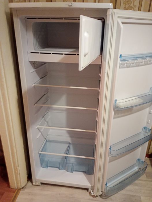 Продам холодильник Бирюса