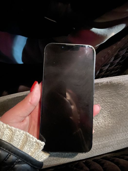 Iphone 13 продается