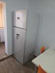 Vând frigider mare Beko 471 litri, lățime 70 cm
