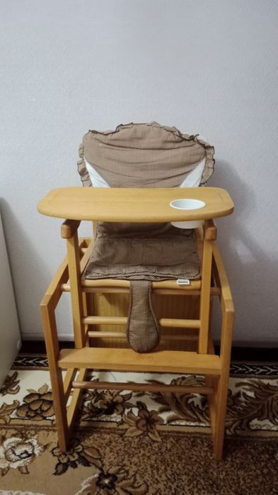 Продам детский стульчик для кормления