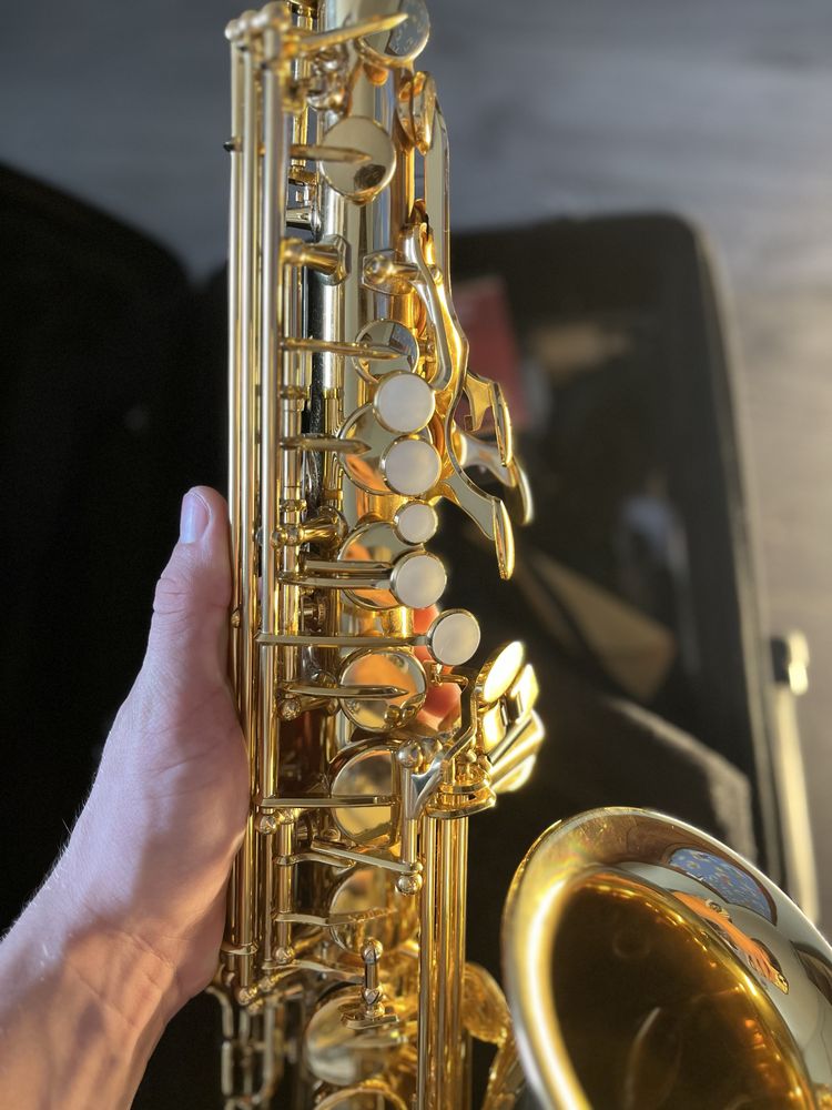 Saxofon alto Yamaha – stare perfectă + muștiuc Vandoren