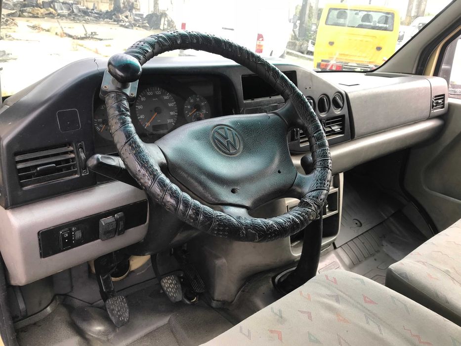 Dezmembrez Volkswagen LT 35 2.5 TDI 109 cp tip ANJ punte simpla 2006