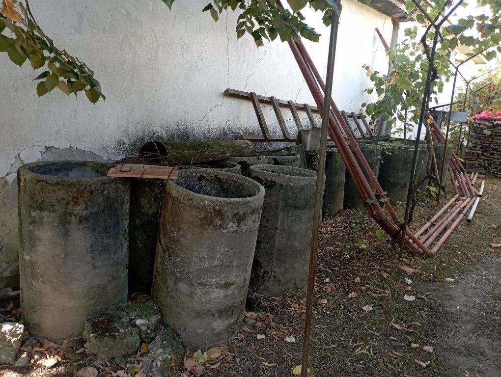 Tuburi fântână din beton