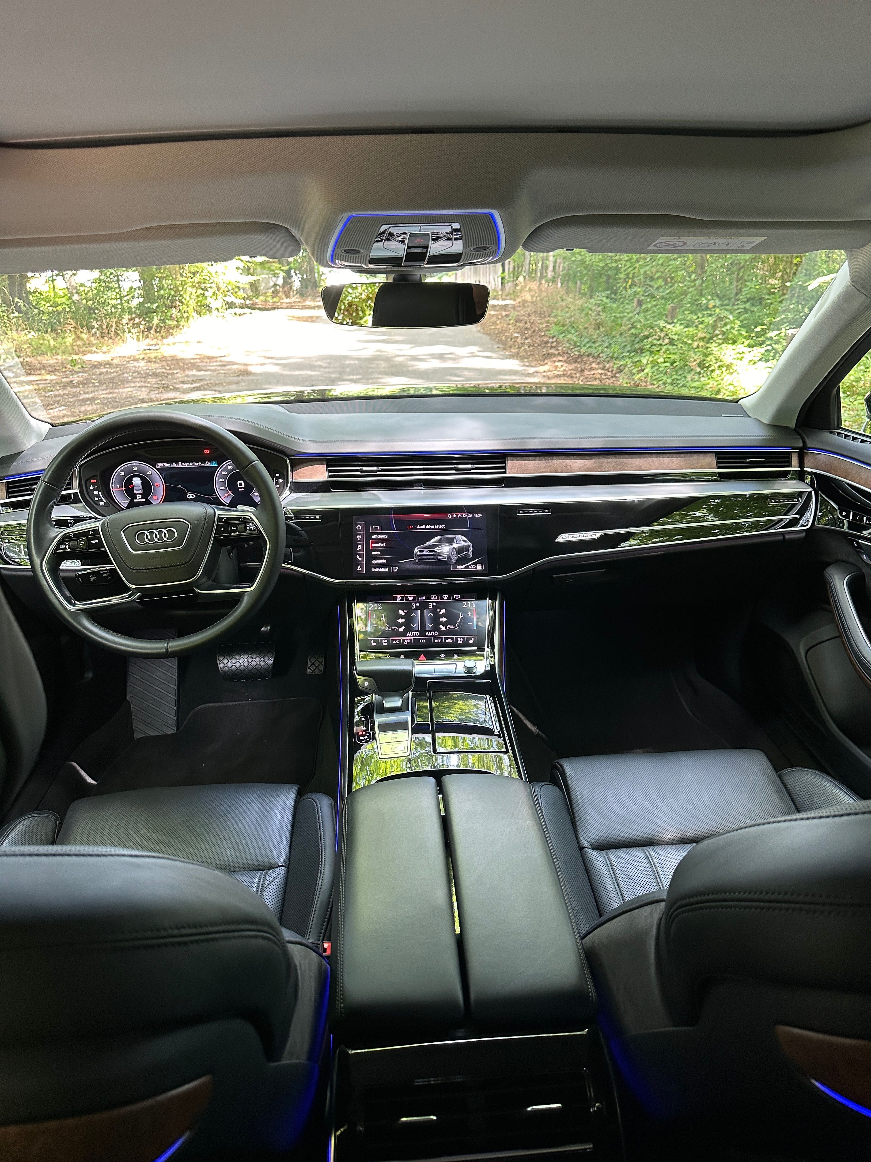 Audi A8 D5  50tdi 84 000км.
