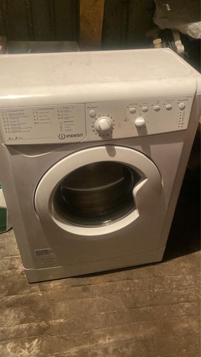 Продам стираную машинку и холодильник