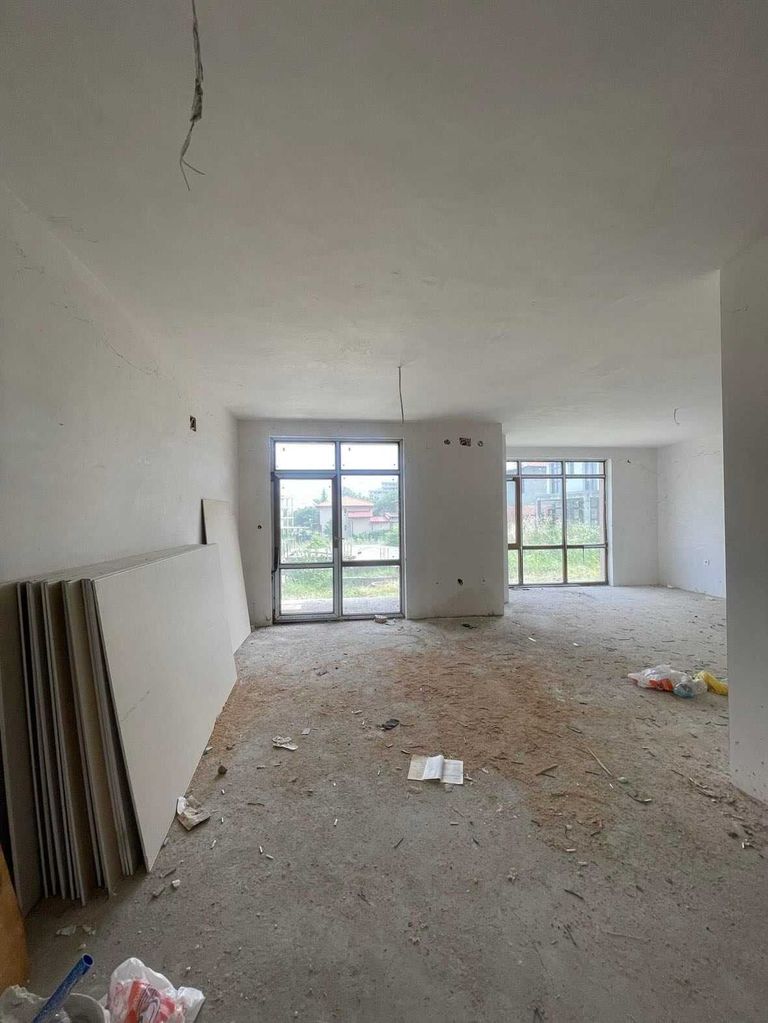 Продава се Къща в с. Малка Верея, Област Стара Загора - 343 кв.м за 444 €/кв.м - Снимка #2